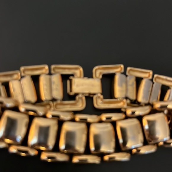 Stunning Link Bracelets Trifari Napier - Picture 4 of 8